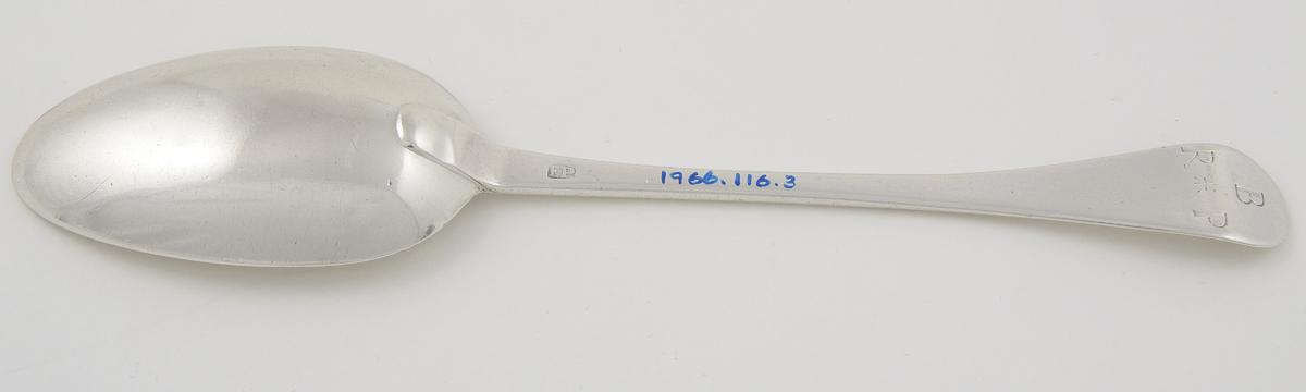 1966.0116.003 Spoon, underside