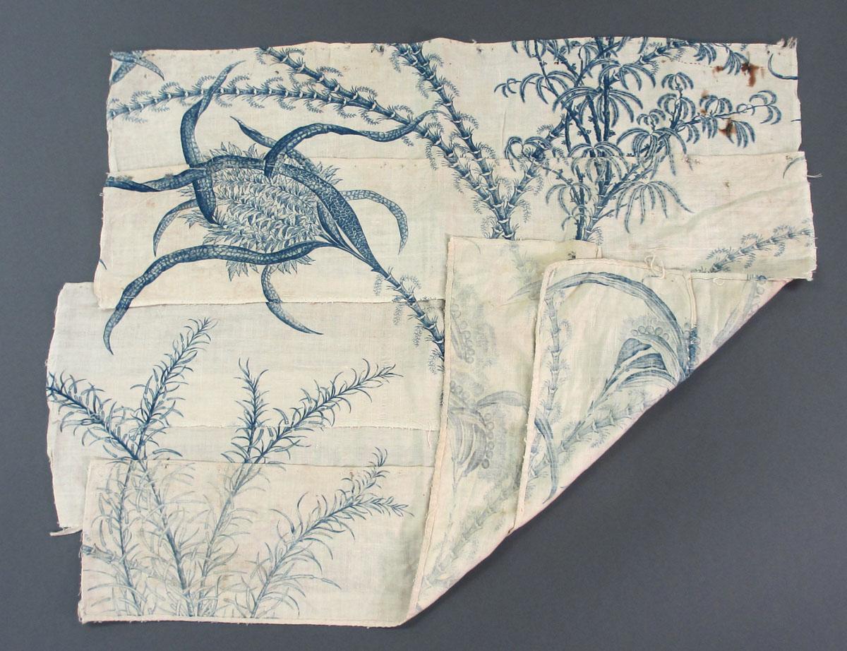 1966.0137.002 Textile, printed folded corner