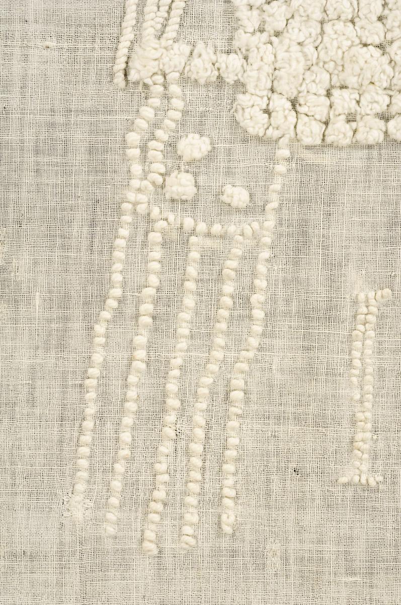 1966.0139 Bedcover (detail 2)