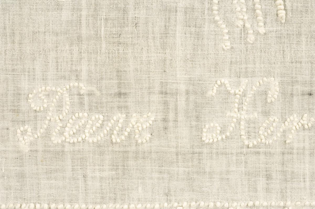 1966.0139 Bedcover (detail 5)