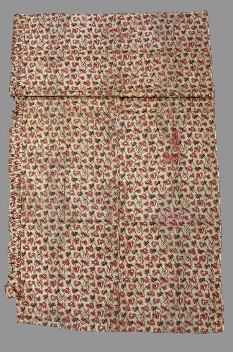 1966.0142 B Textile, printed obverse