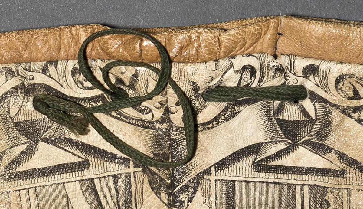 1966.0153 Purse, Detail