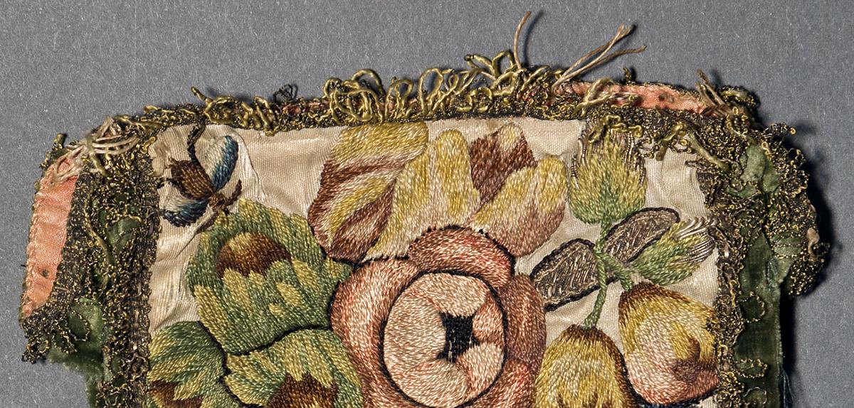 1966.0154 Purse, Detail