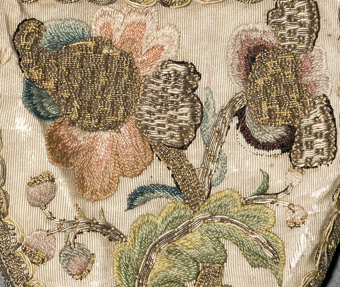 1966.0157 Purse, Detail 2