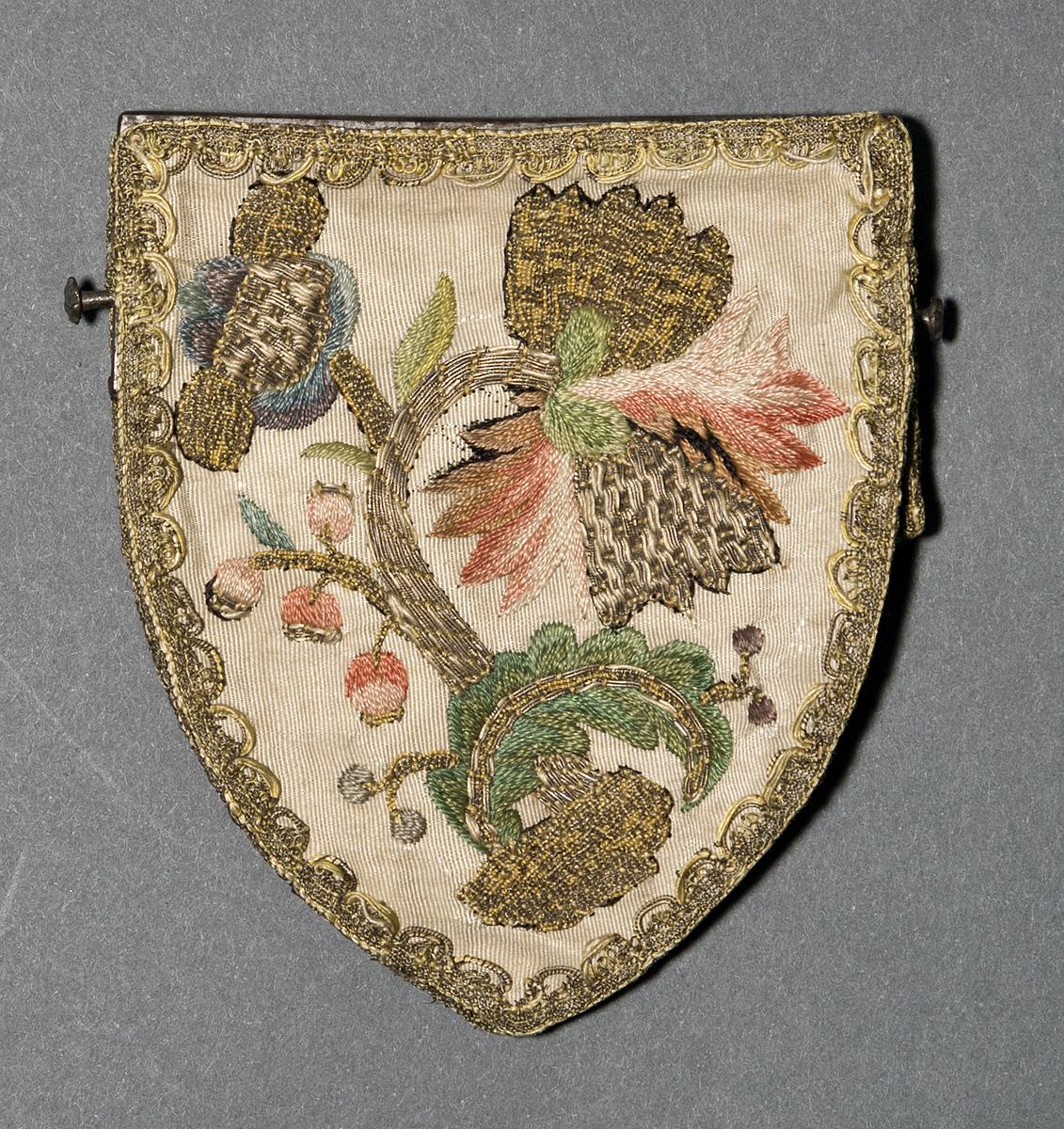 1966.0157 Purse, View 2
