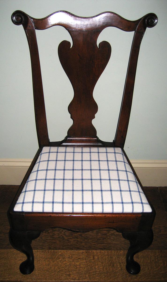 1956.0038.161 Chair with 2009.0513.002 slip seat view 1