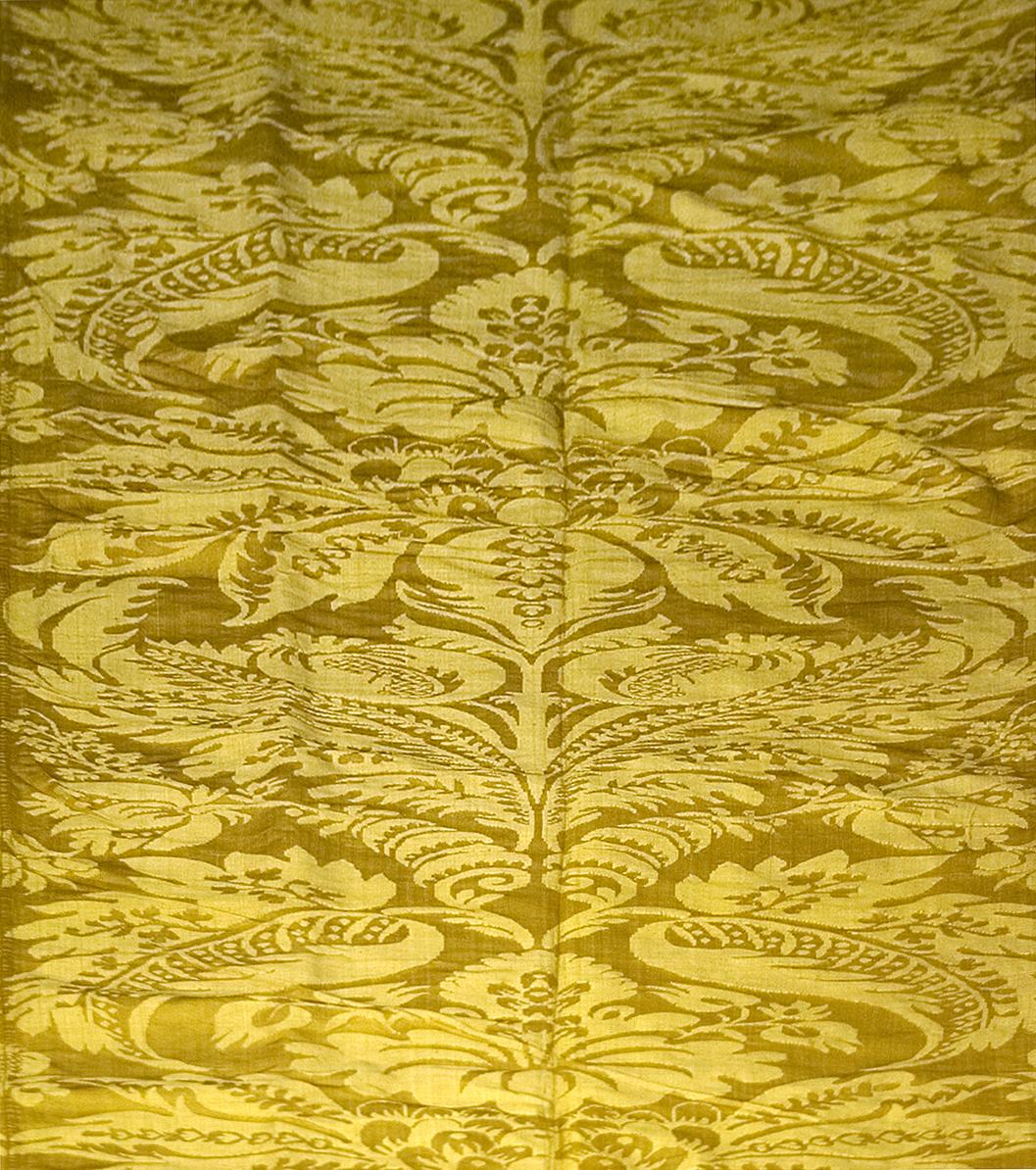 1952.0175.002 Window Hanging, Curtain, Pattern Repeat-Oblique View