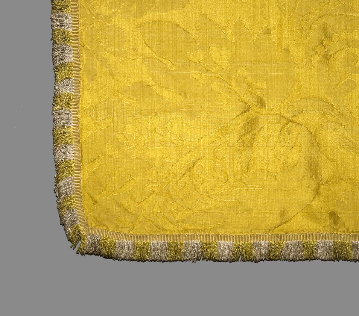 1952.0175.002 Window Hanging, Curtain, Edge Detail