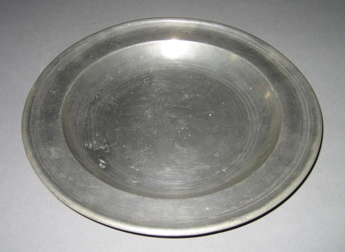 1956.0046.015 Plate
