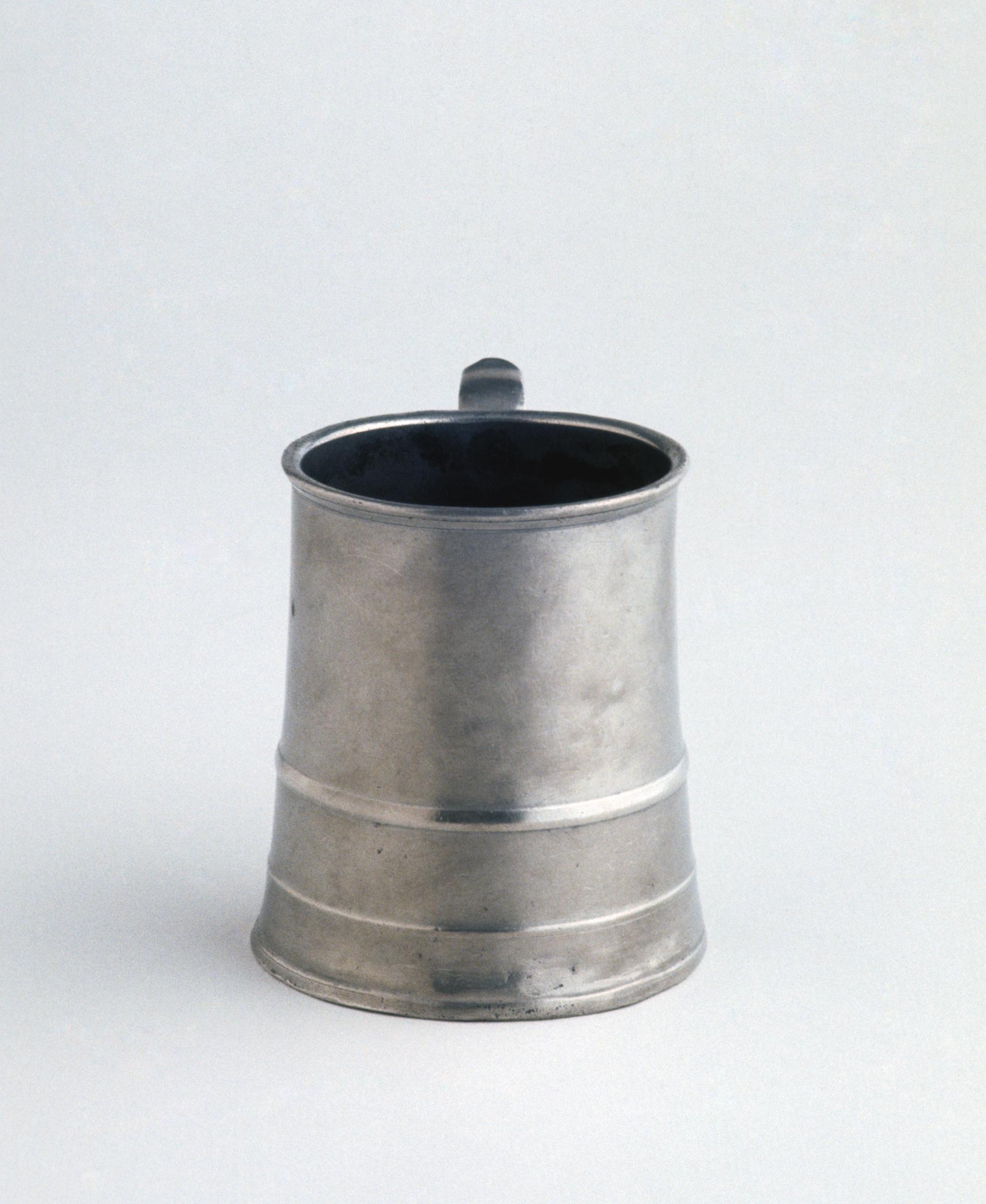 1956.0046.021 Pewter mug (view 2)