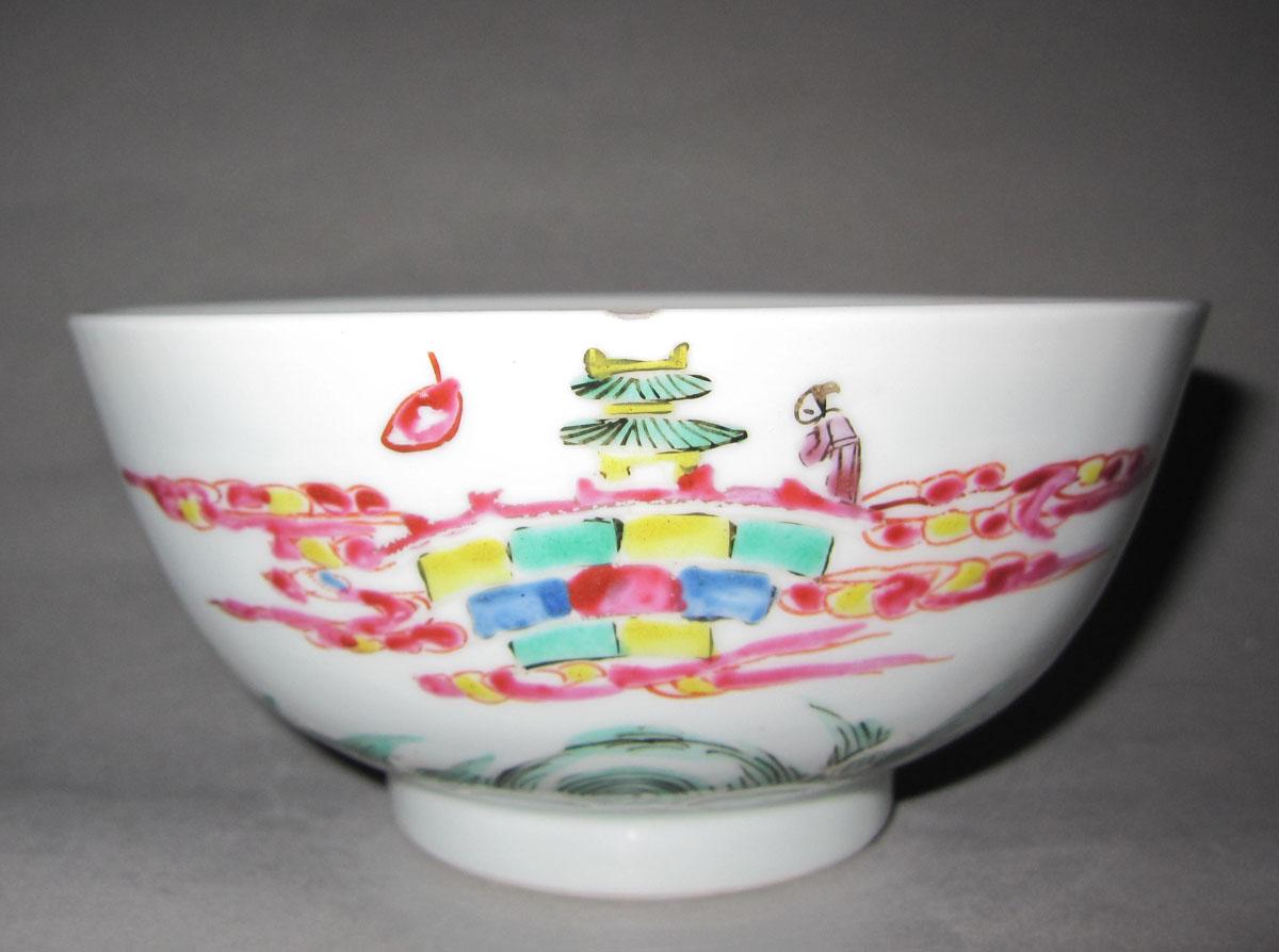 1956.0046.050 Porcelain bowl face two