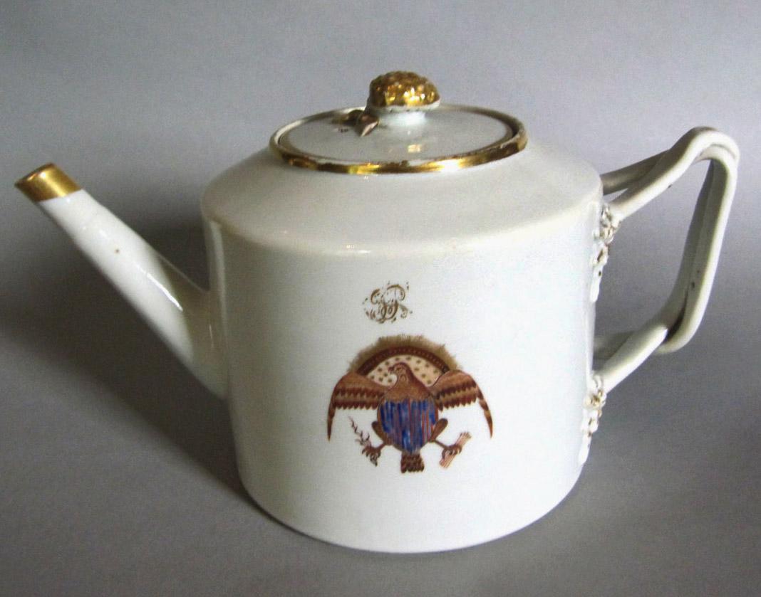 1956.0046.058 A,B Porcelain teapot