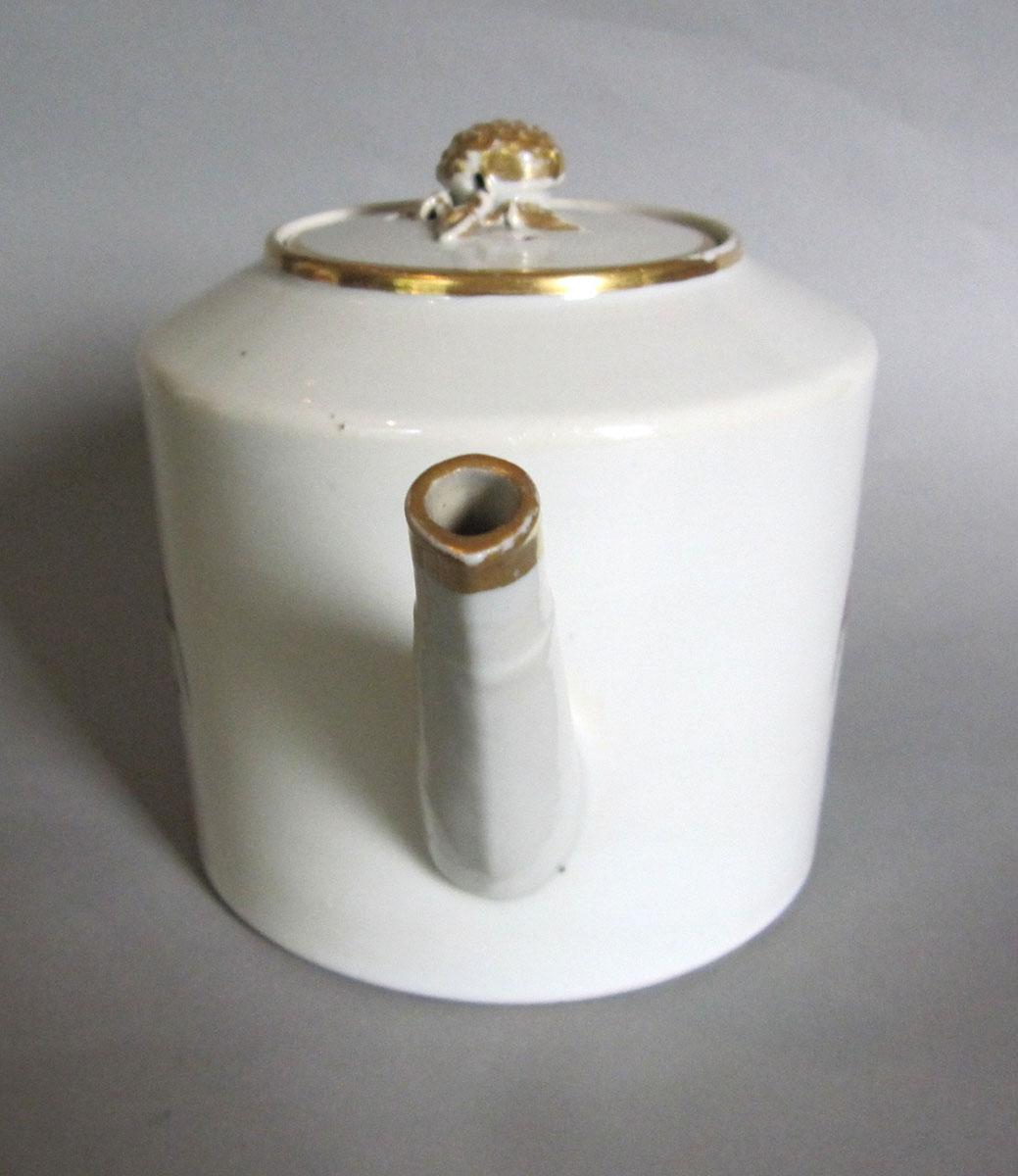 1956.0046.058 A,B Porcelain teapot spout