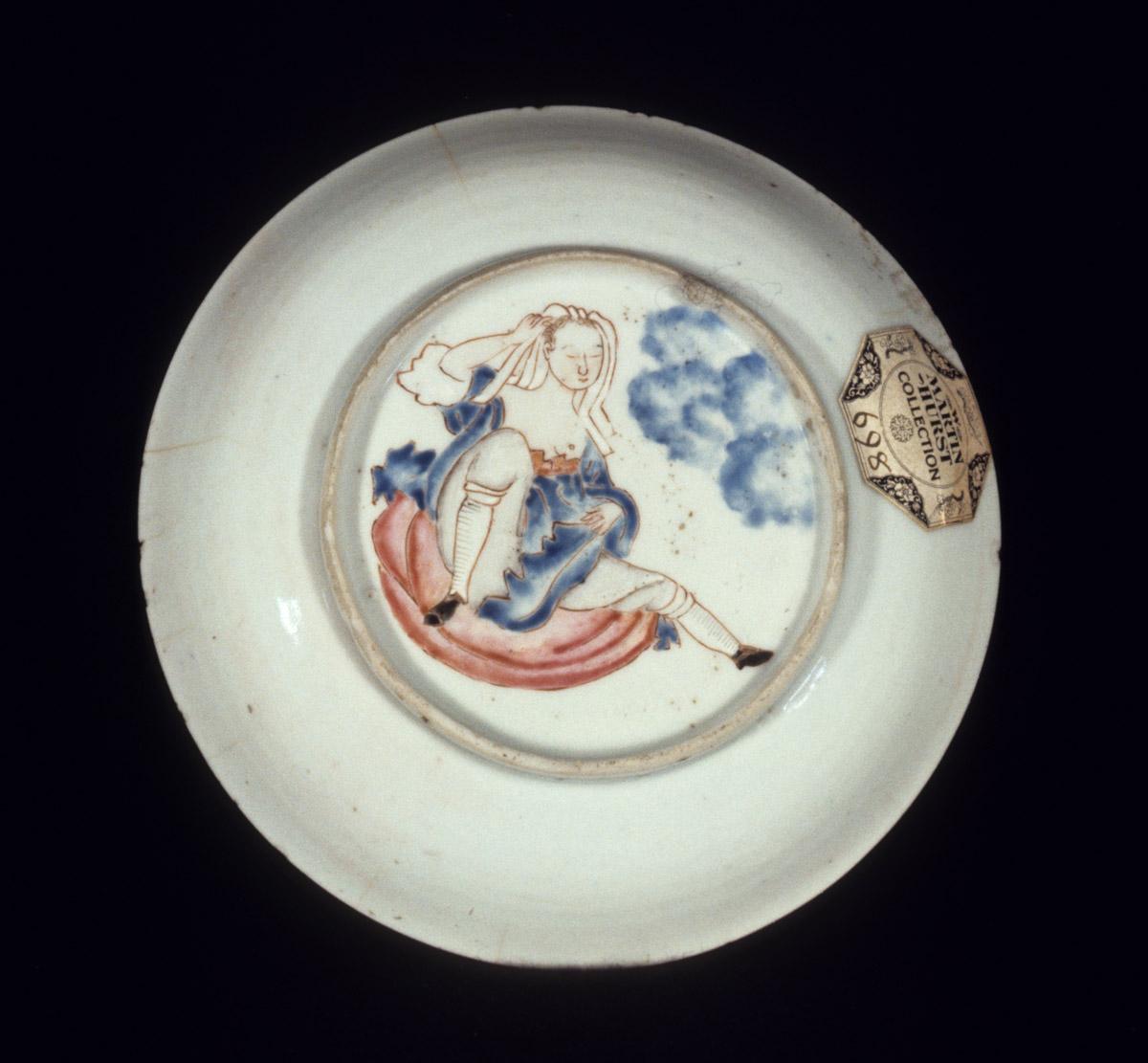 1956.0046.084 Saucer, underside