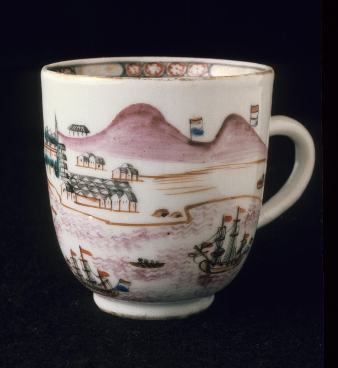 1956.0046.085 A Coffee cup, view 2