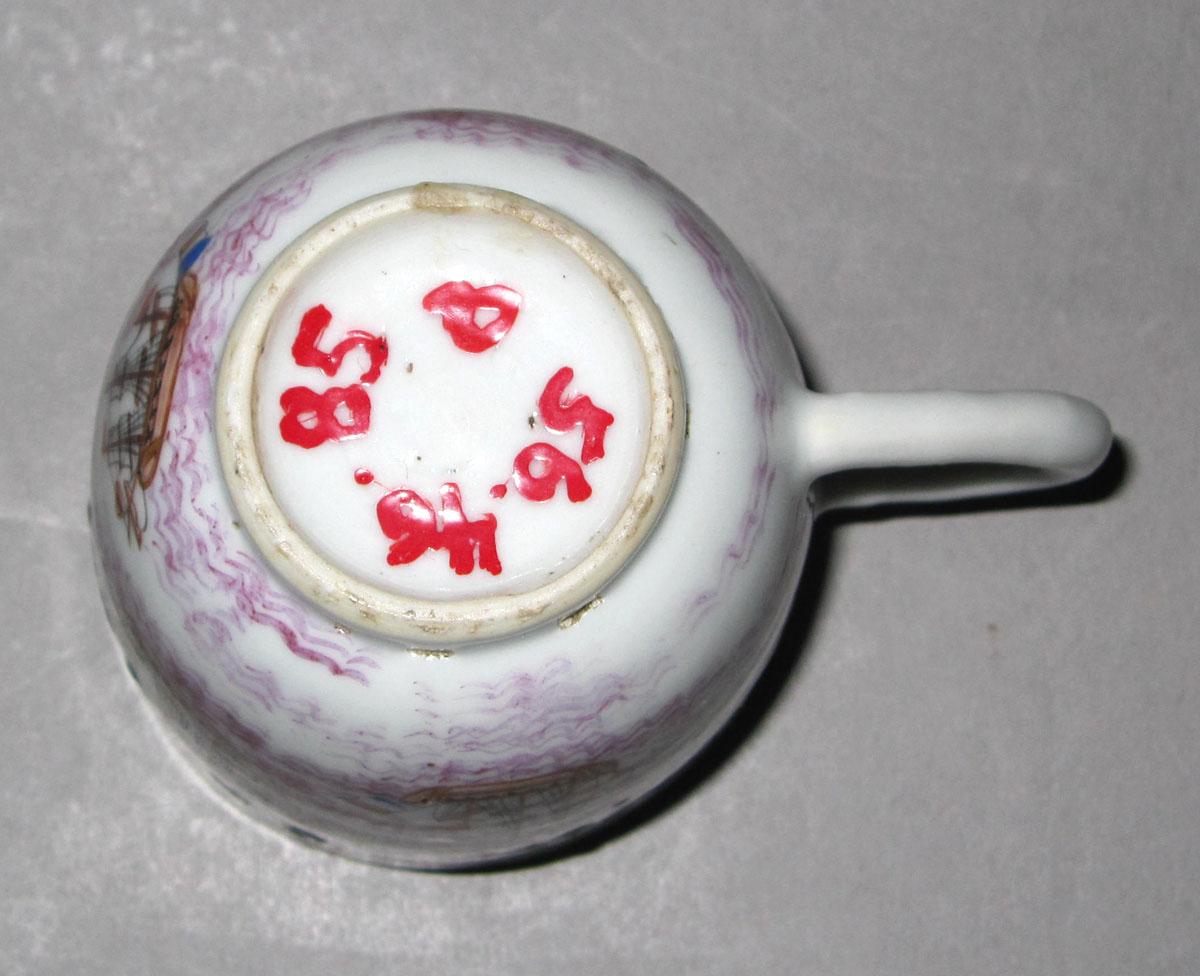 1956.0046.085 A Porcelain coffee cup underside