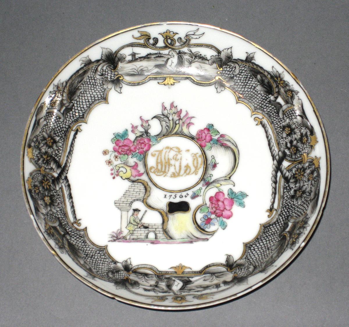 1956.0046.094 Porcelain saucer
