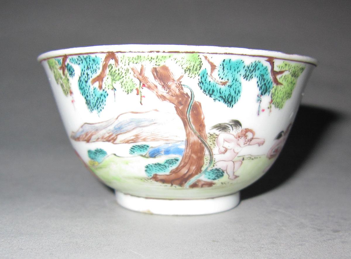 1956.0046.099 A Porcelain cup face two