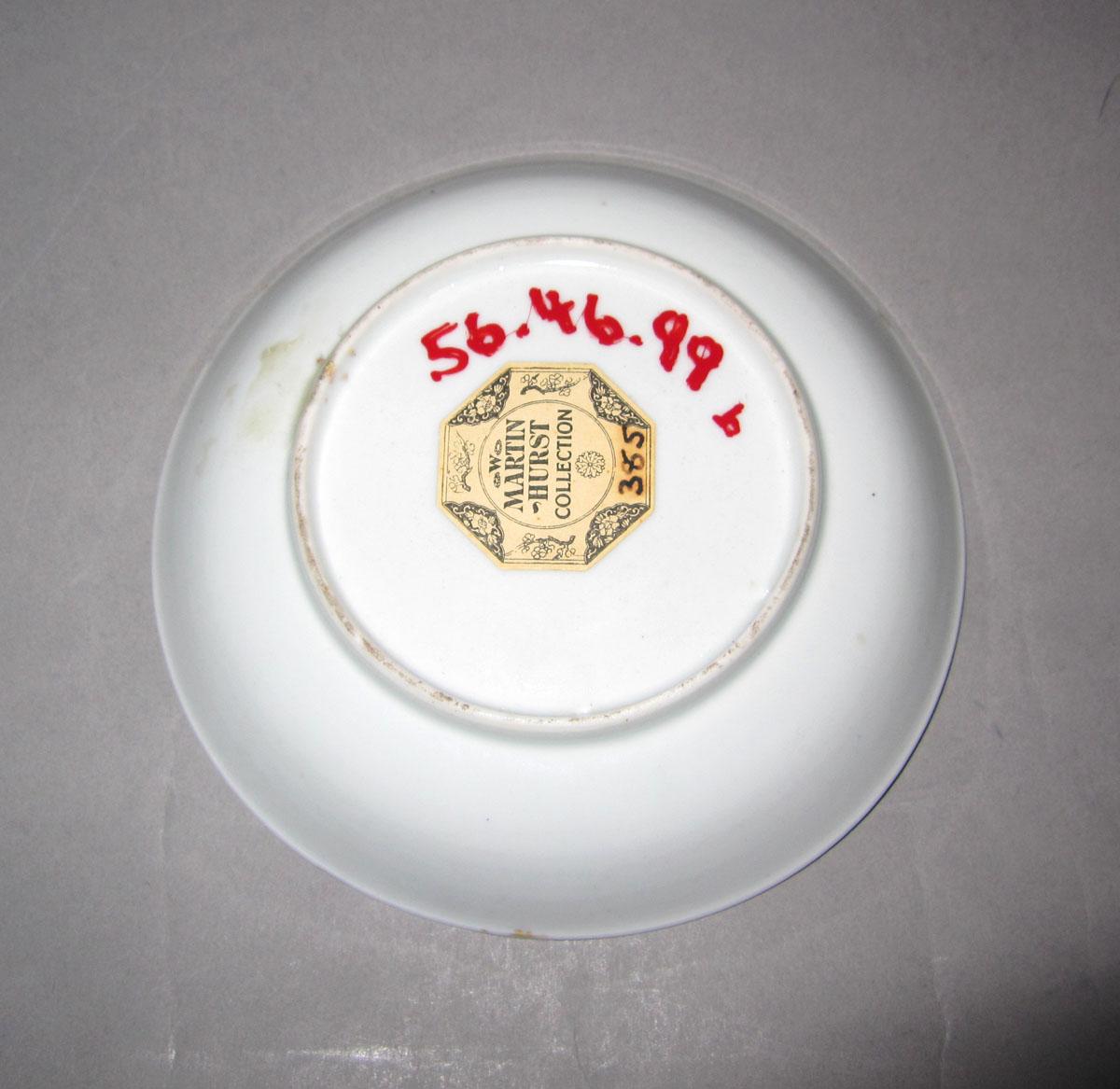 1956.0046.099 B Porcelain saucer underside
