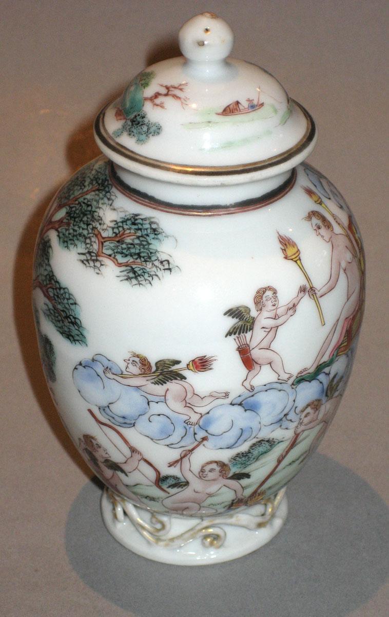 1956.0046.102 Tea cannister view2