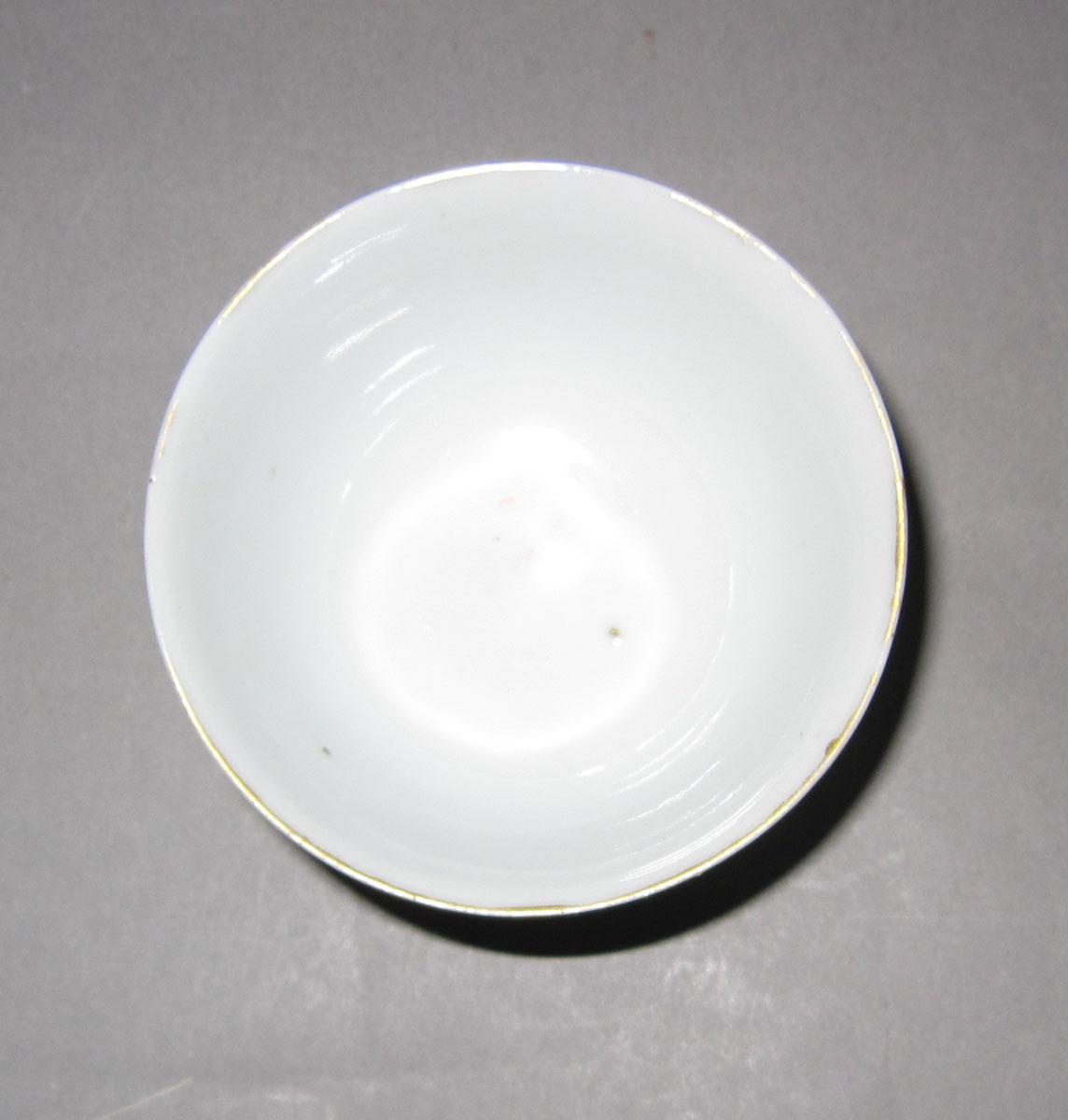 1956.0046.107 A Porcelain teabowl top