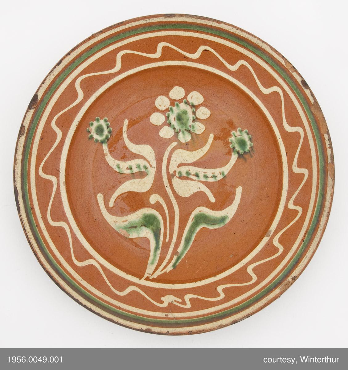 1956.0049.001 Trailed slipware dish