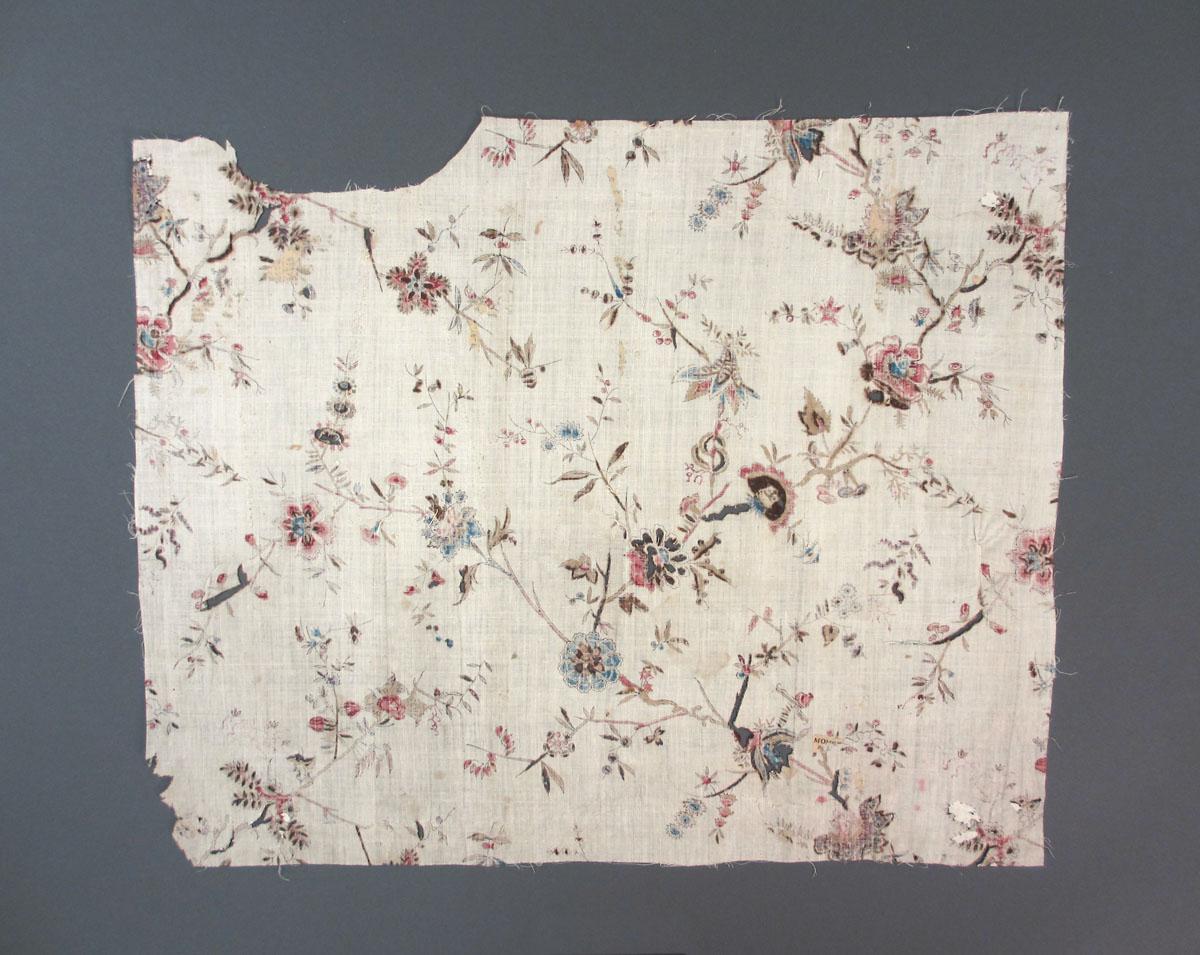 1956.0056.019 textile, printed,reverse