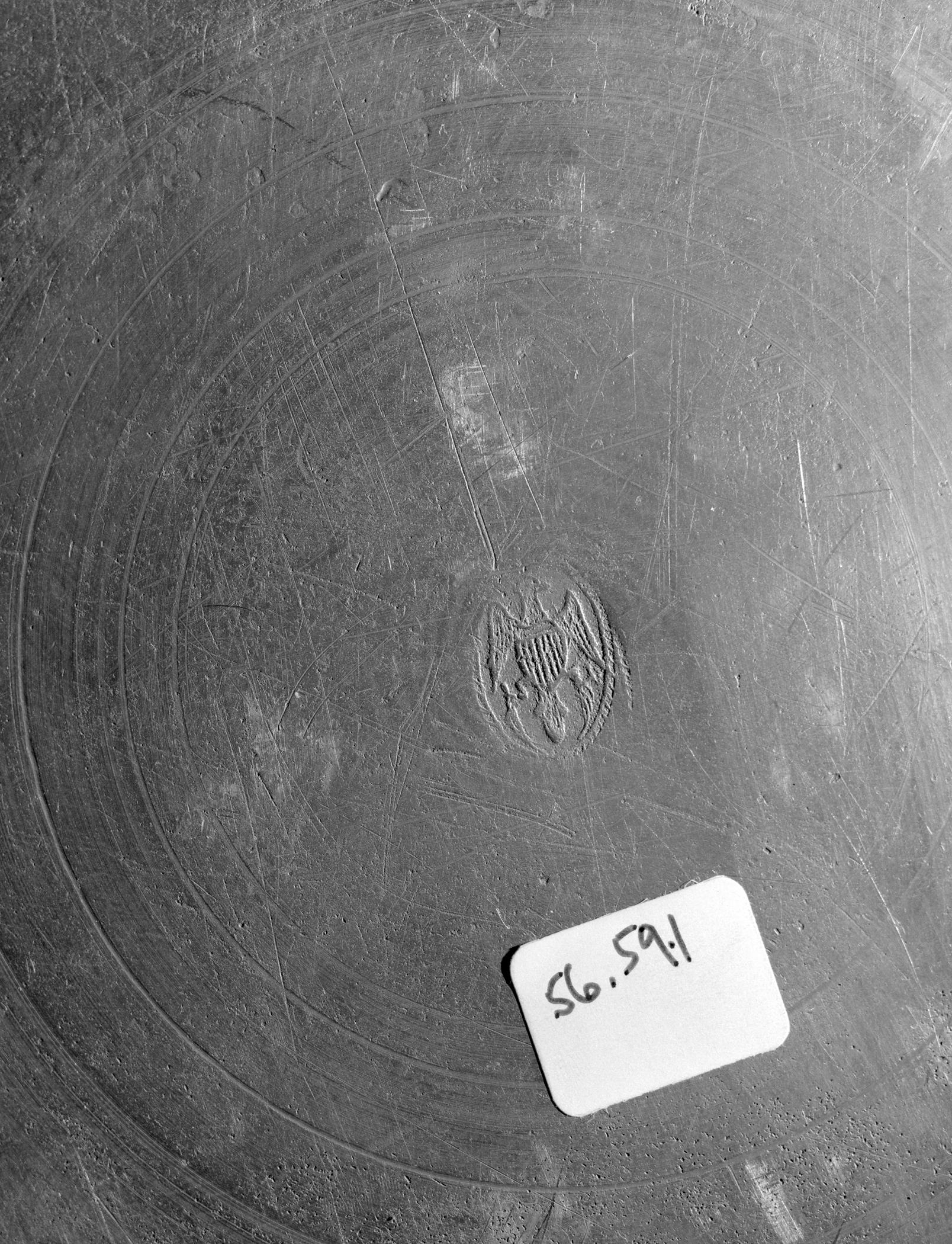 1956.0059.001 Pewter plate (mark)
