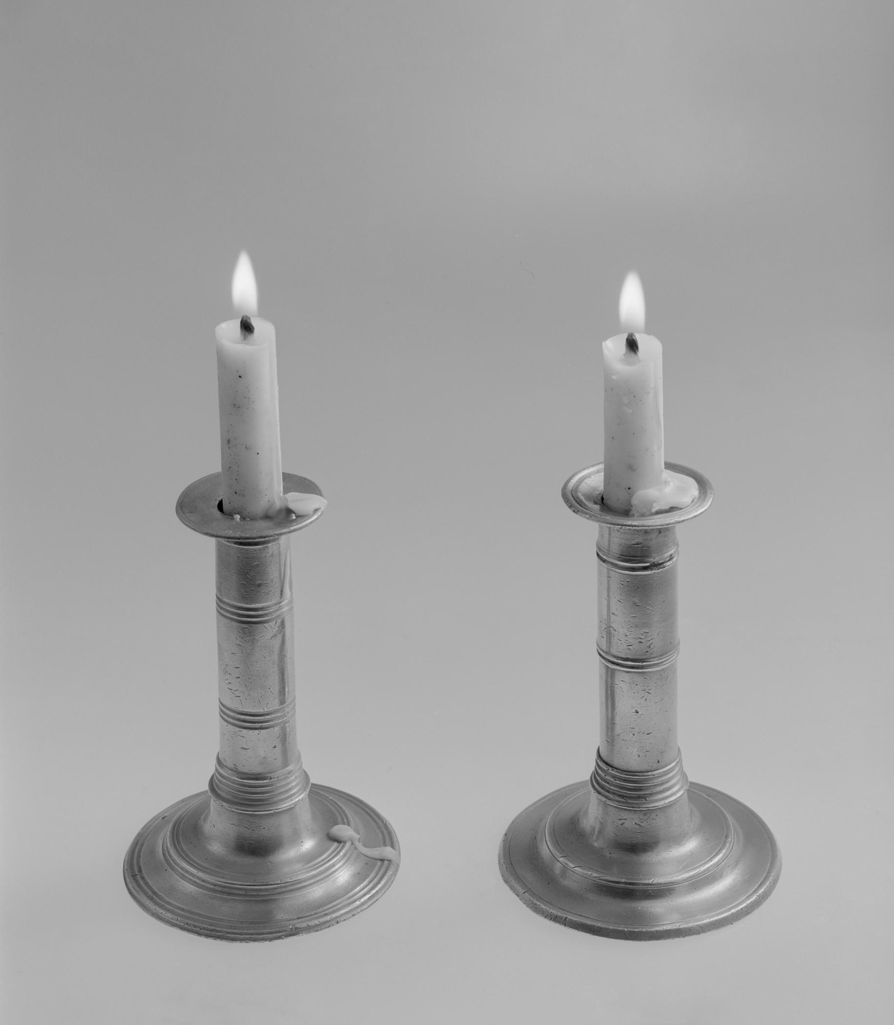1956.0060.001, .002 Pewter candlesticks
