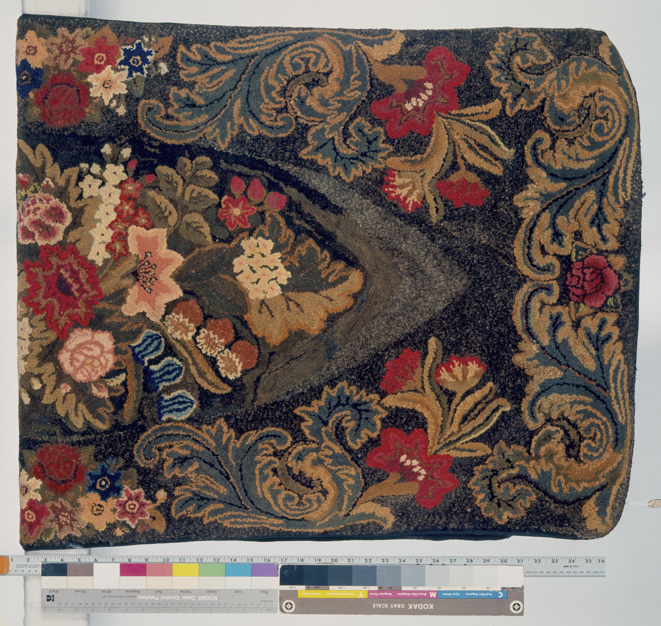 1956.0065.002 Rug, detail 2