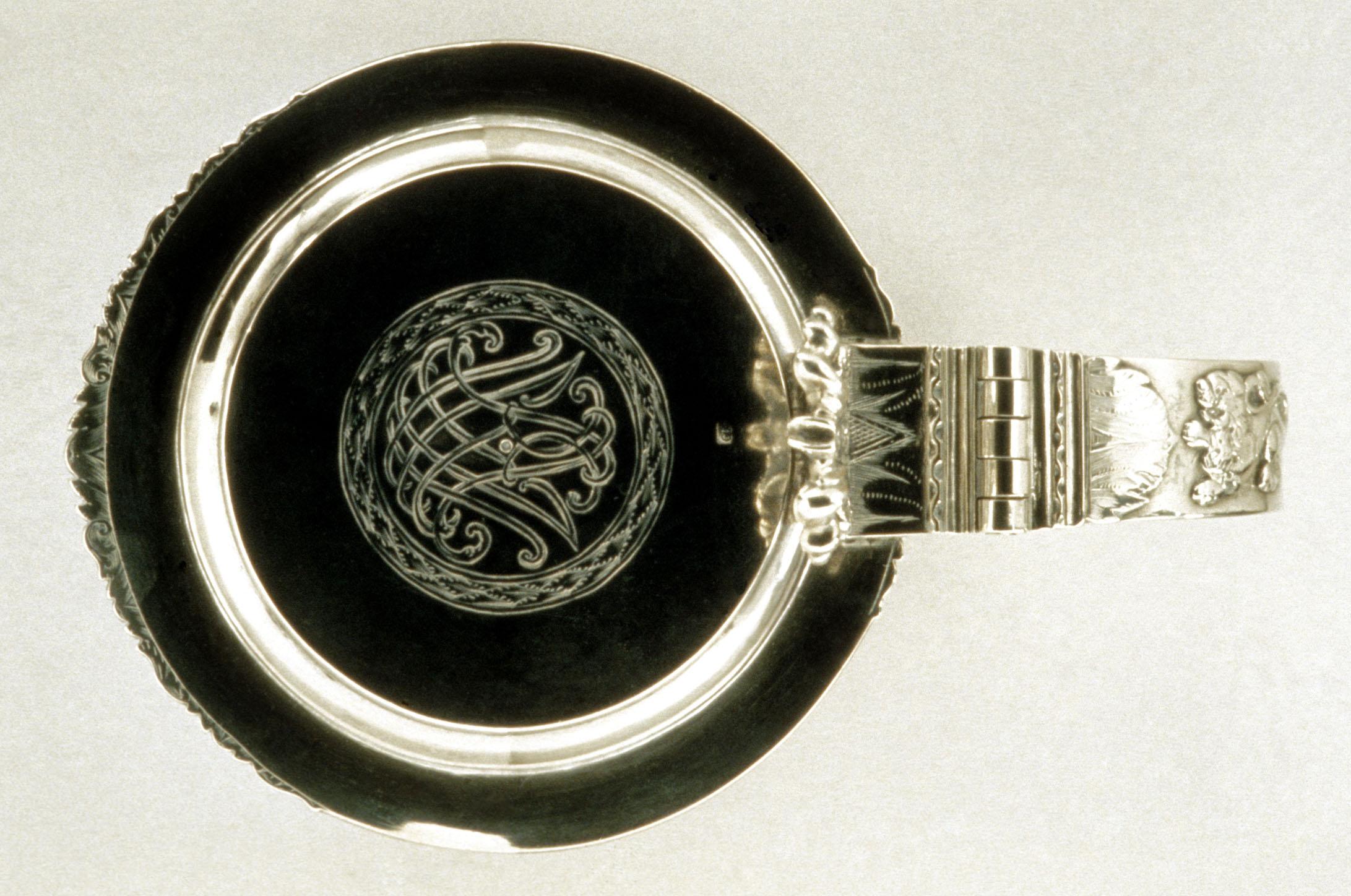 1956.0084 Tankard, view 11