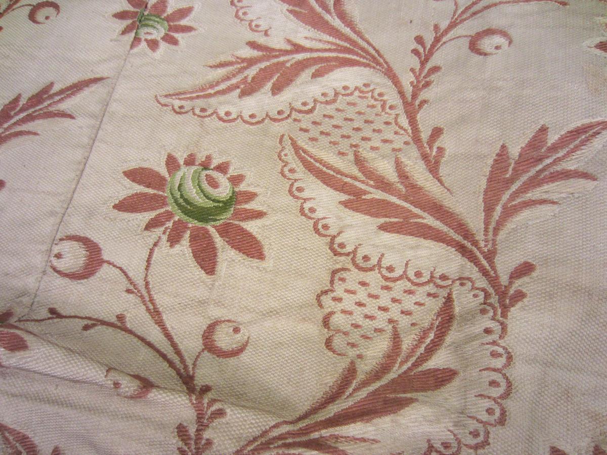 1956.0090.005 Cope, Silk