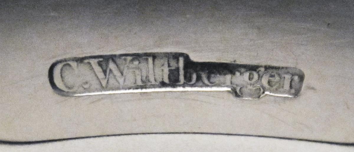 1956.0098.002 A Sugar bowl, mark 1