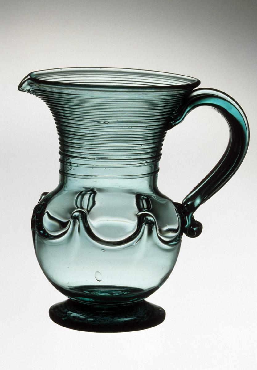 1956.0102 Glass jug