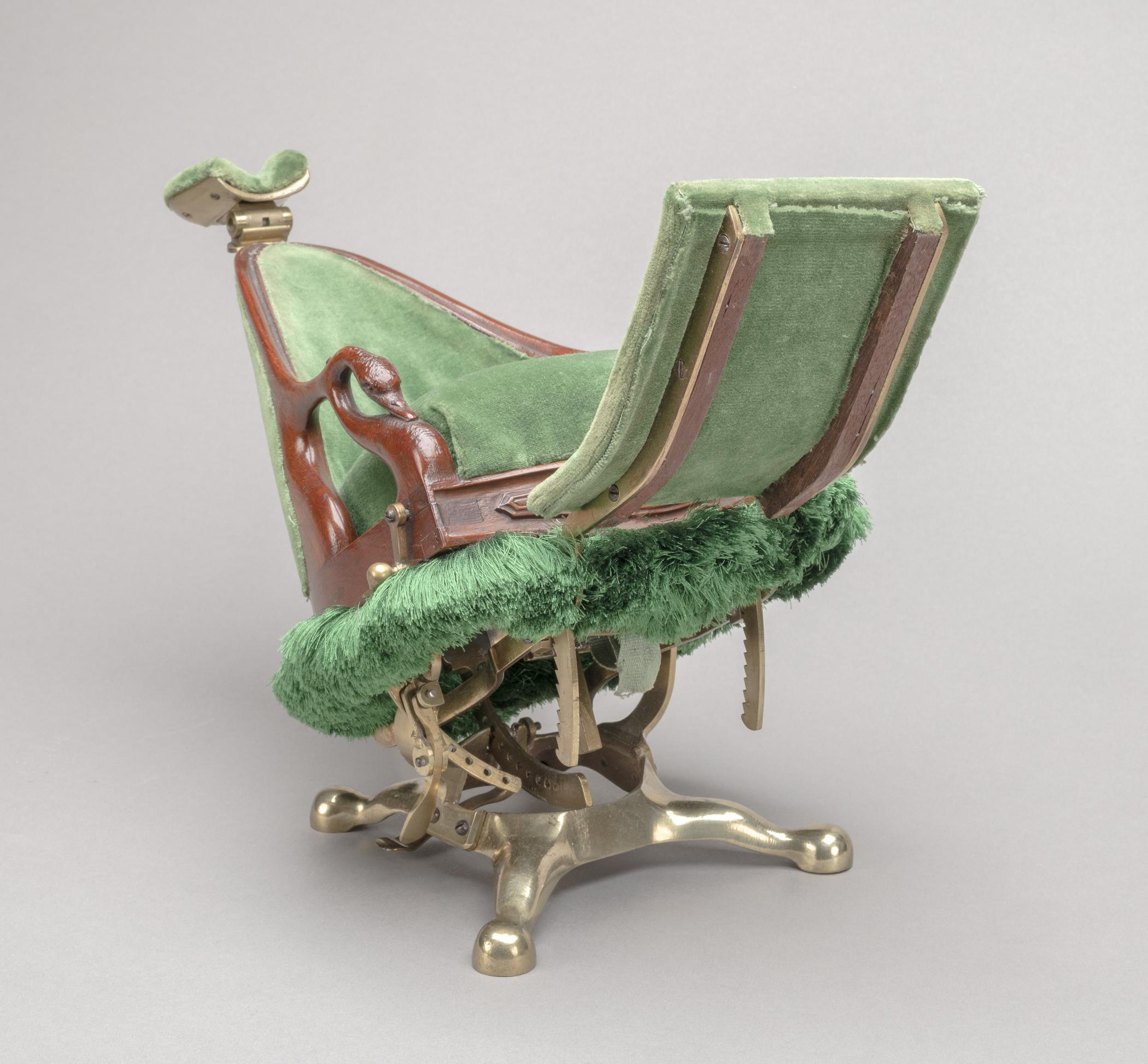 1956.0517 Chair, view 7