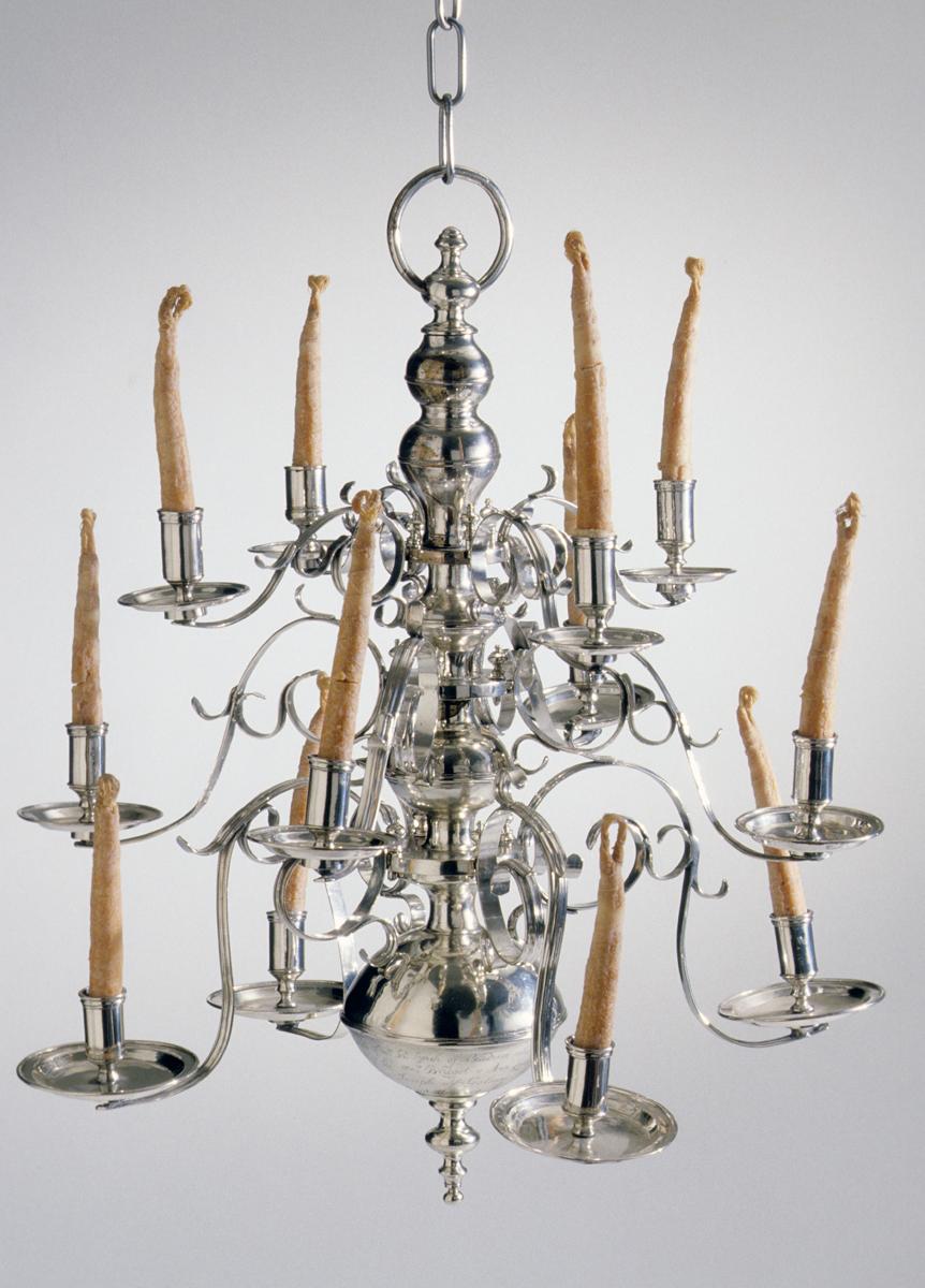 1956.0519 Chandelier, view 4