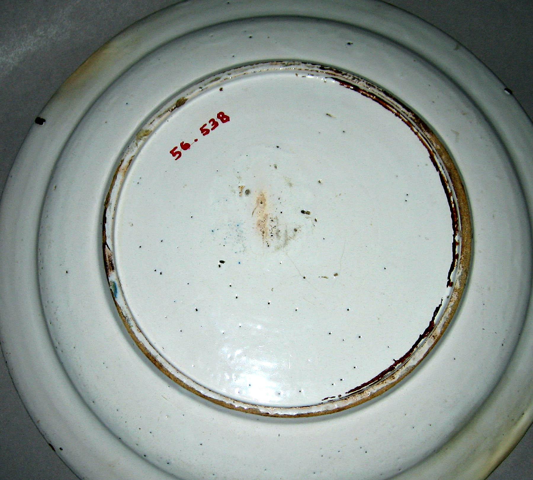 1956.0538 Delftware plate (underside)