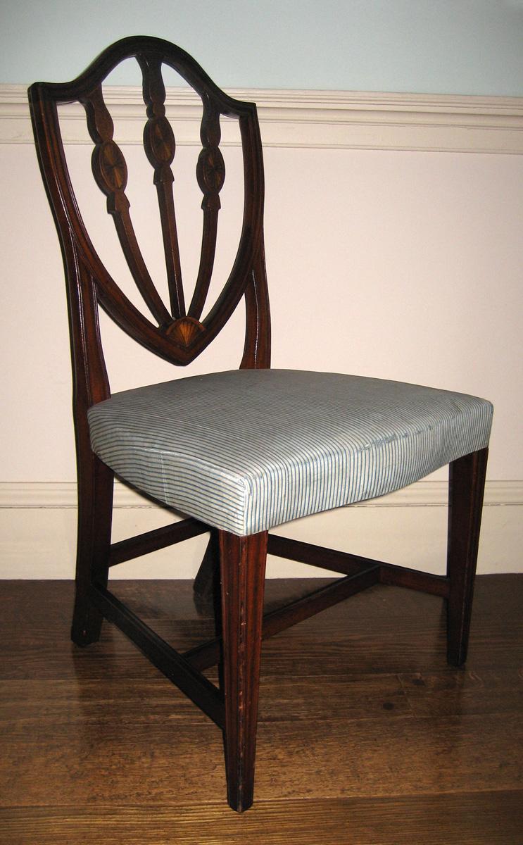 1956.0546 Chair view 1