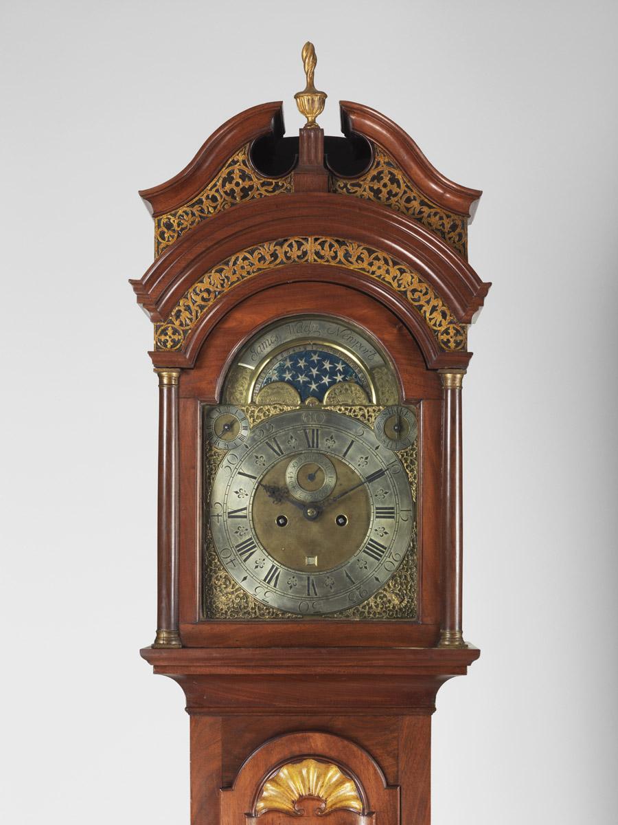 1951.0028 Clock, hood