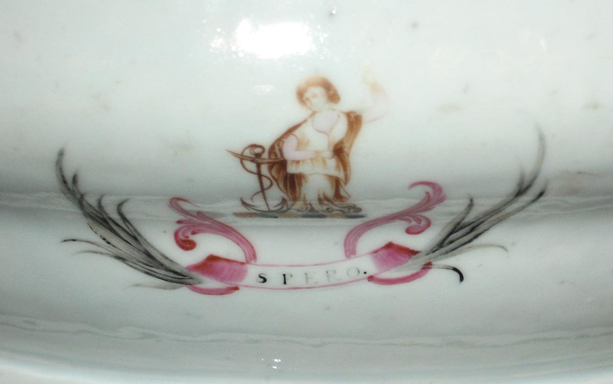 1956.0550.003 Tureen detail