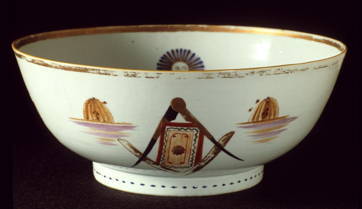 1956.0555 Bowl, view 2