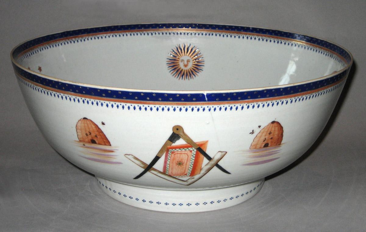 1956.0556 Punch bowl view3