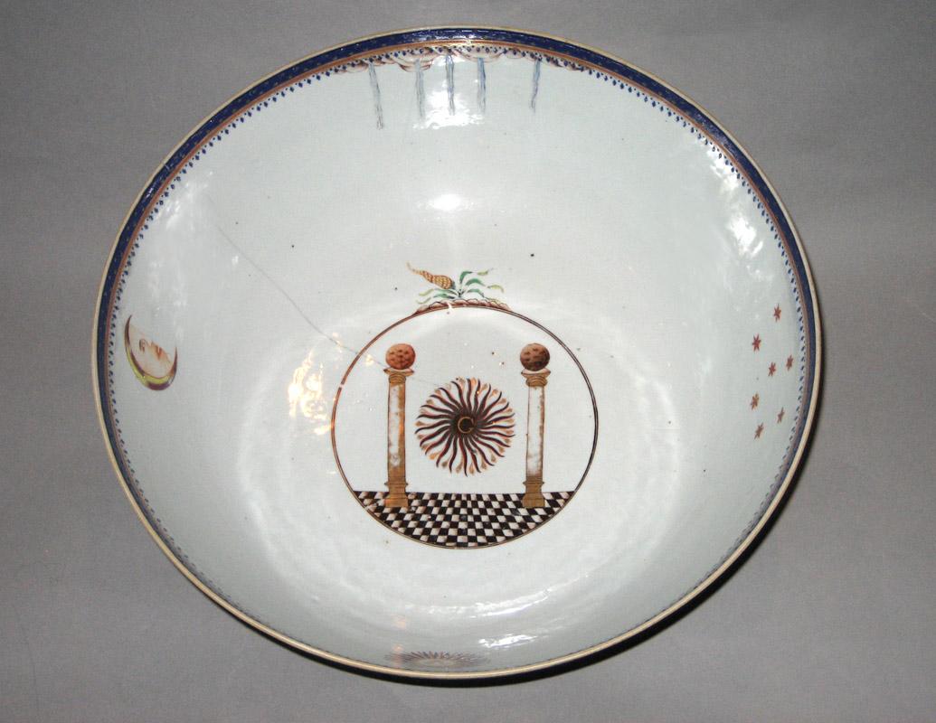 1956.0556 Punch bowl upper