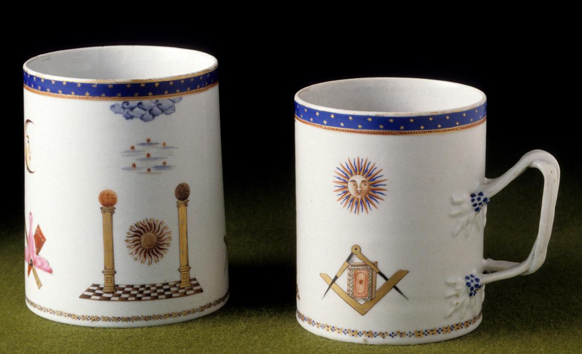 1956.0557, 1967.0581 Mugs