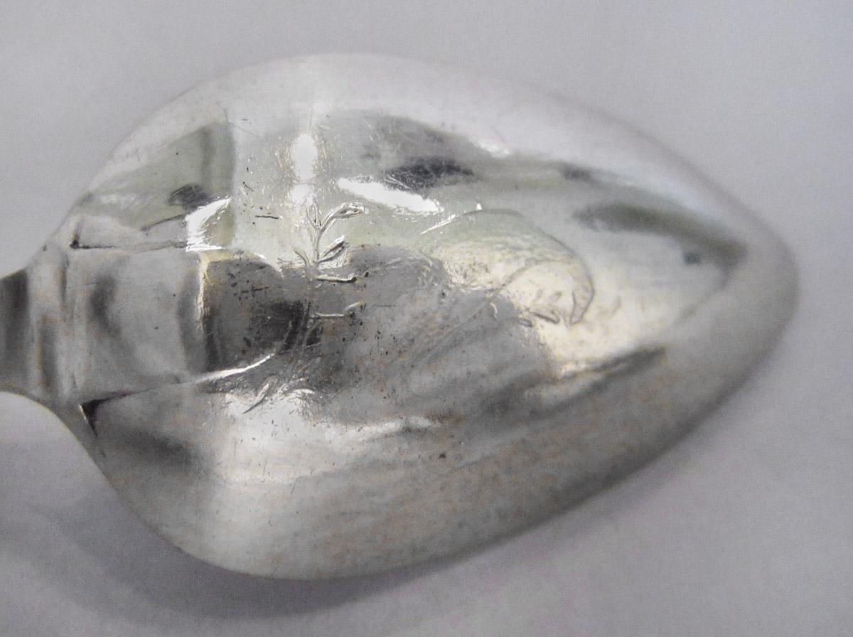 1956.0582.005 Spoon, drop decoration