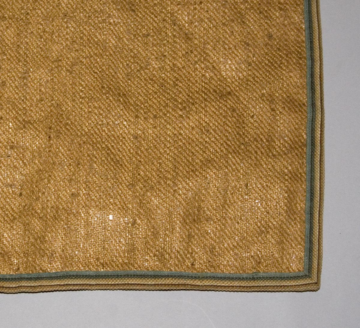 1956.0589 B Bed Hanging, Side Curtain, Edge Detail