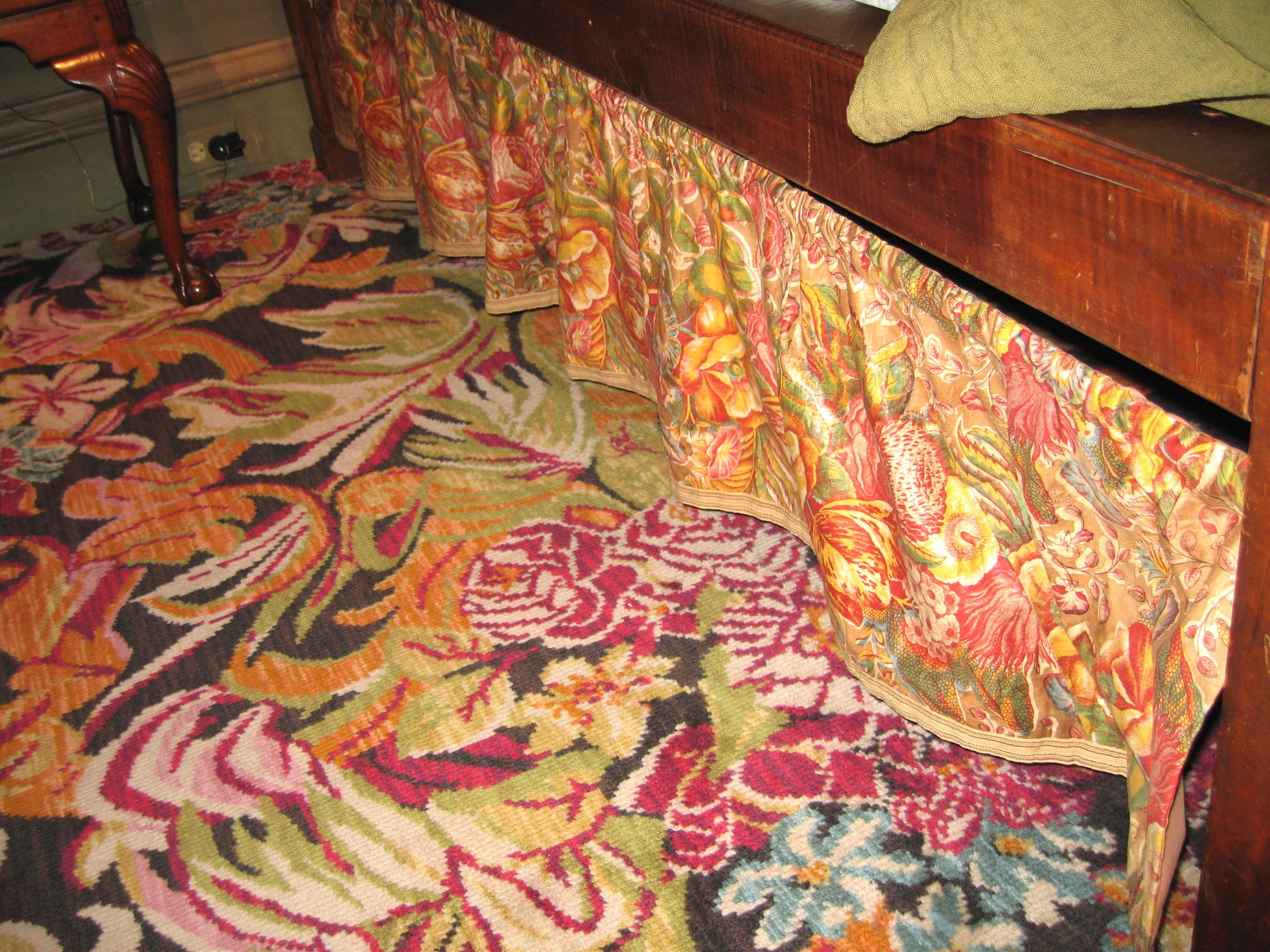 Maple bed L side base valance