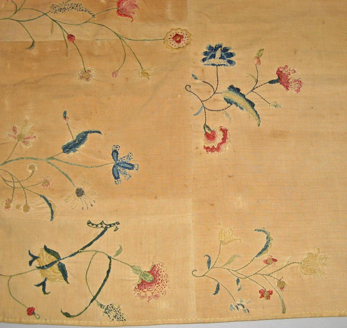 1956.0599.003 bed hanging, side curtain detail