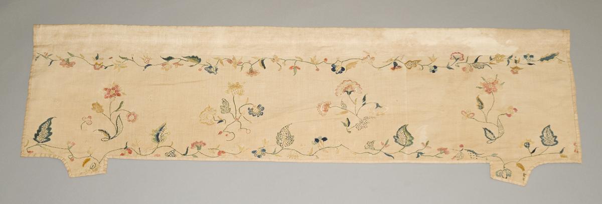 1956.0599.006 Bed hanging, valance