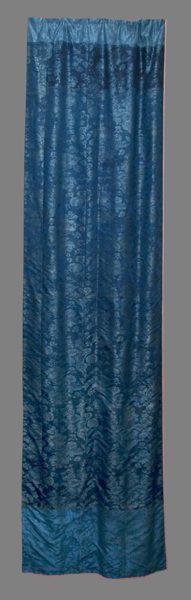 1956.0600.001 A Window Hanging, Side Curtain